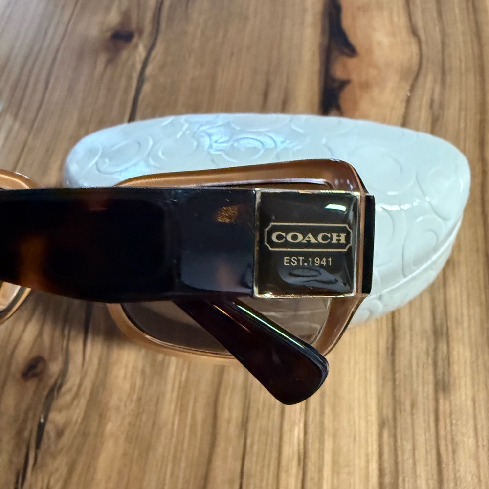 Coach Tortoise Sunglasses 5006/13 - Picture 4 of 6